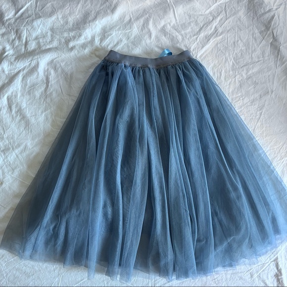 Baby blue mesh maxi flowy ballerina tutu skirt with lace ribbon - Picture 5 of 6